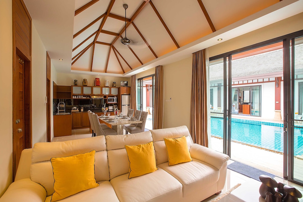 Rawai Vip Villas Kids Park And Spa 64/87