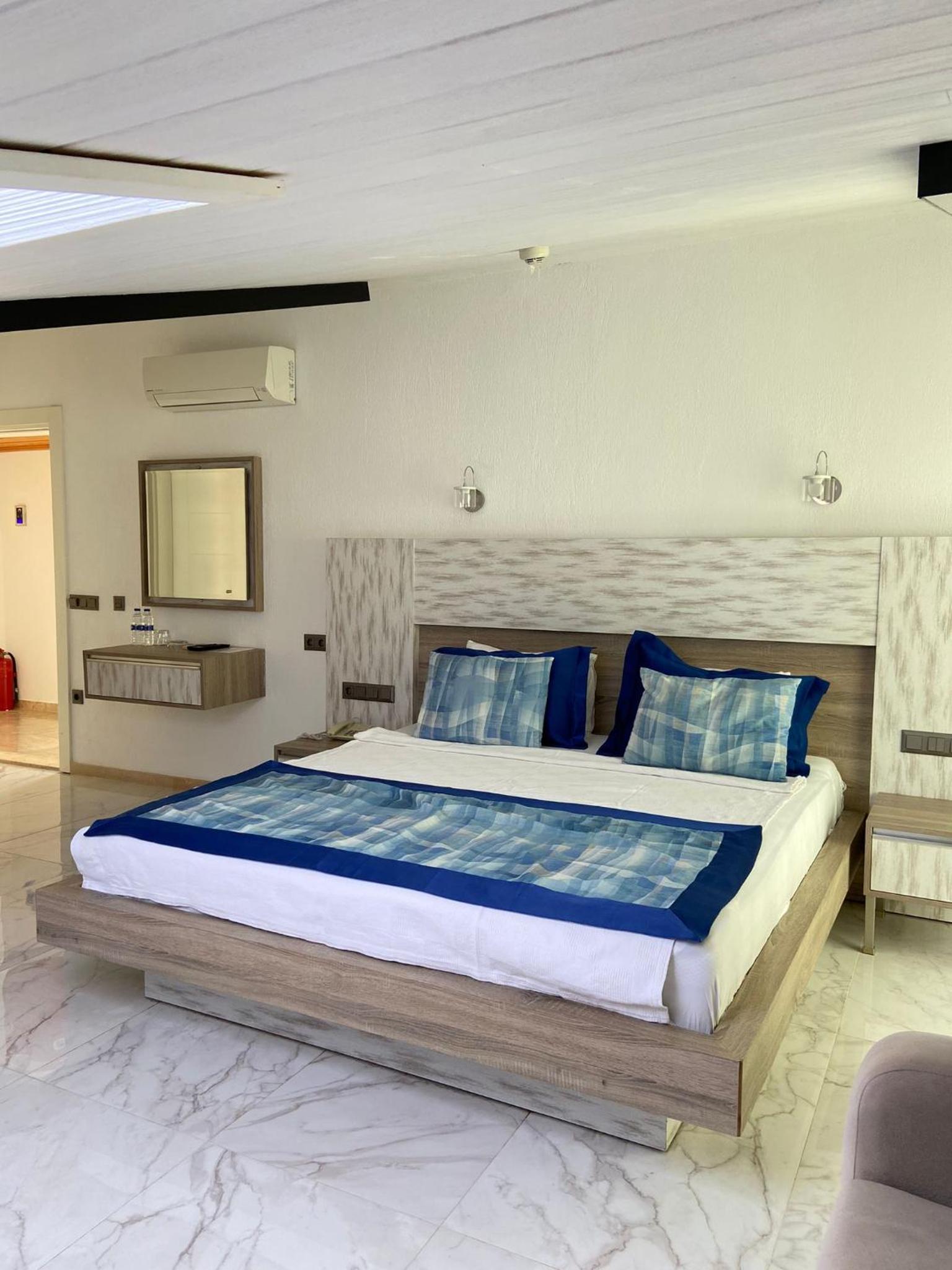Narr Hotel 20/100