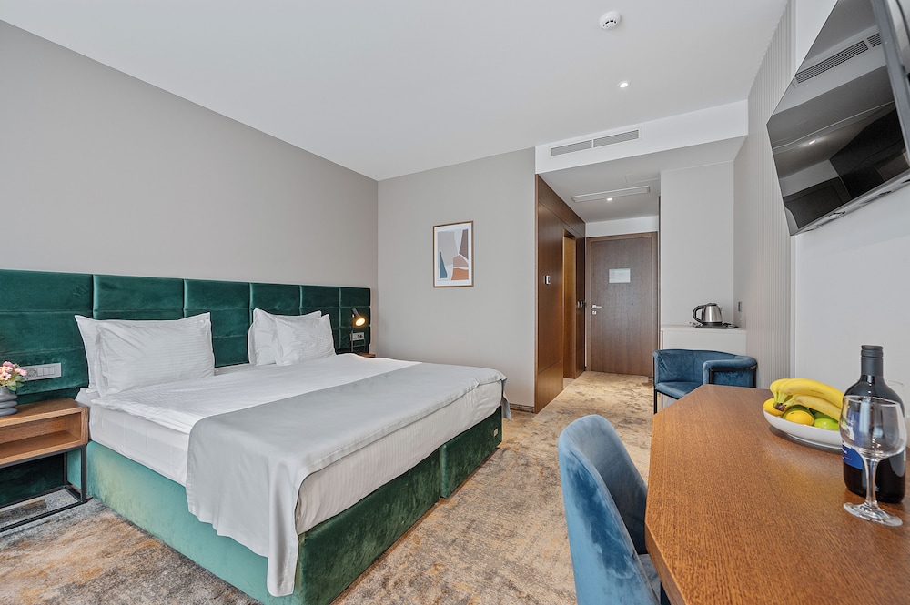 Hotel iNova 20/50