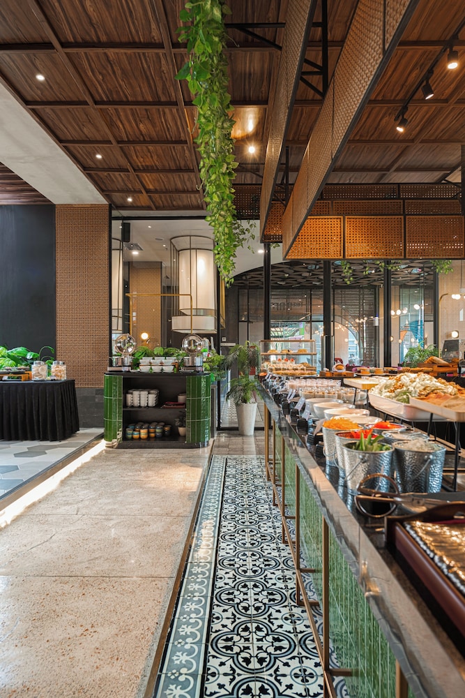 EXCOTEL Design Hotel Surabaya 45/57