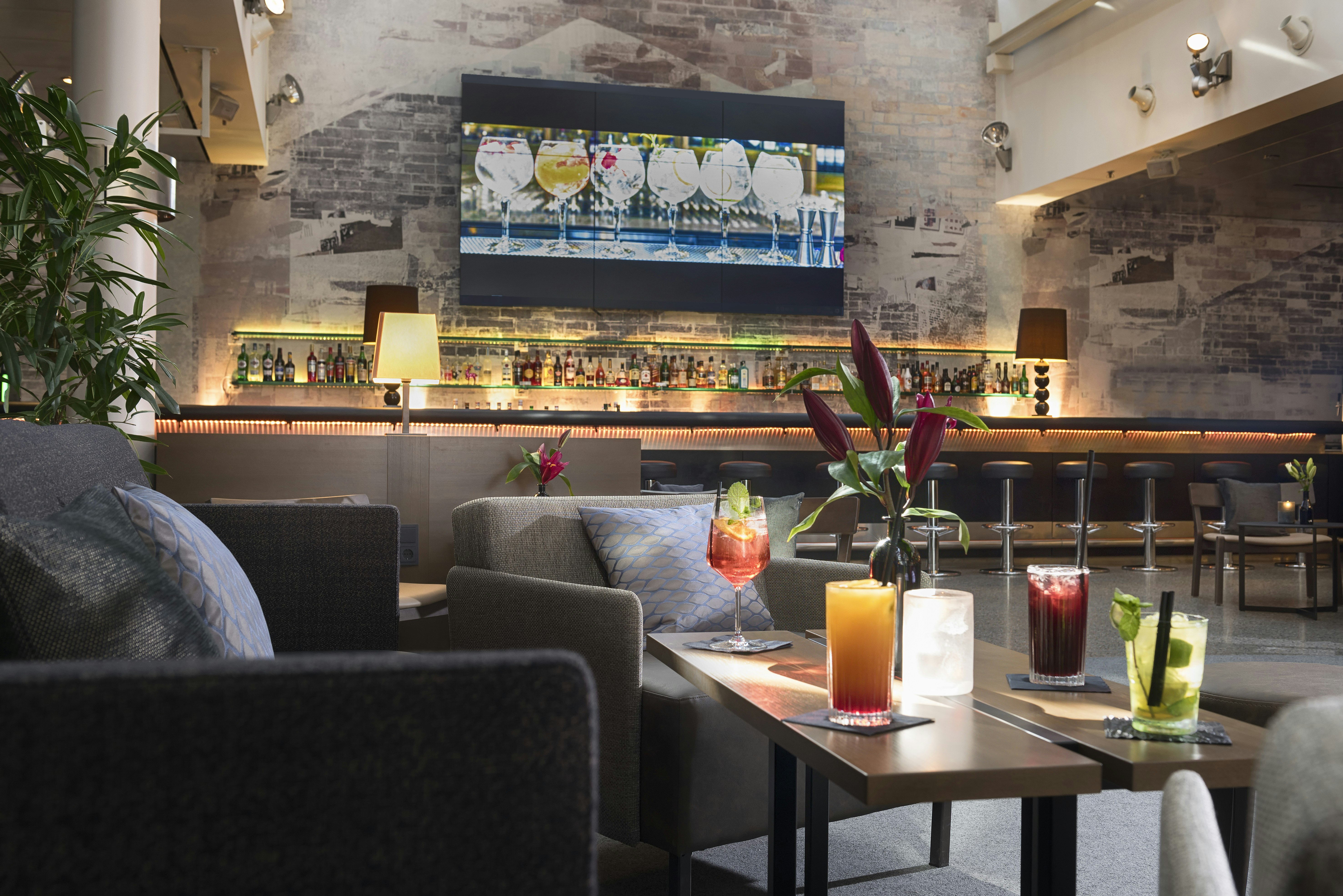 HOLIDAY INN BERLIN CITY WEST 36/71