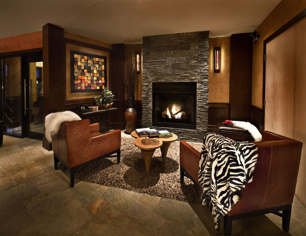 Executive Inn At Whistler Village 34/51