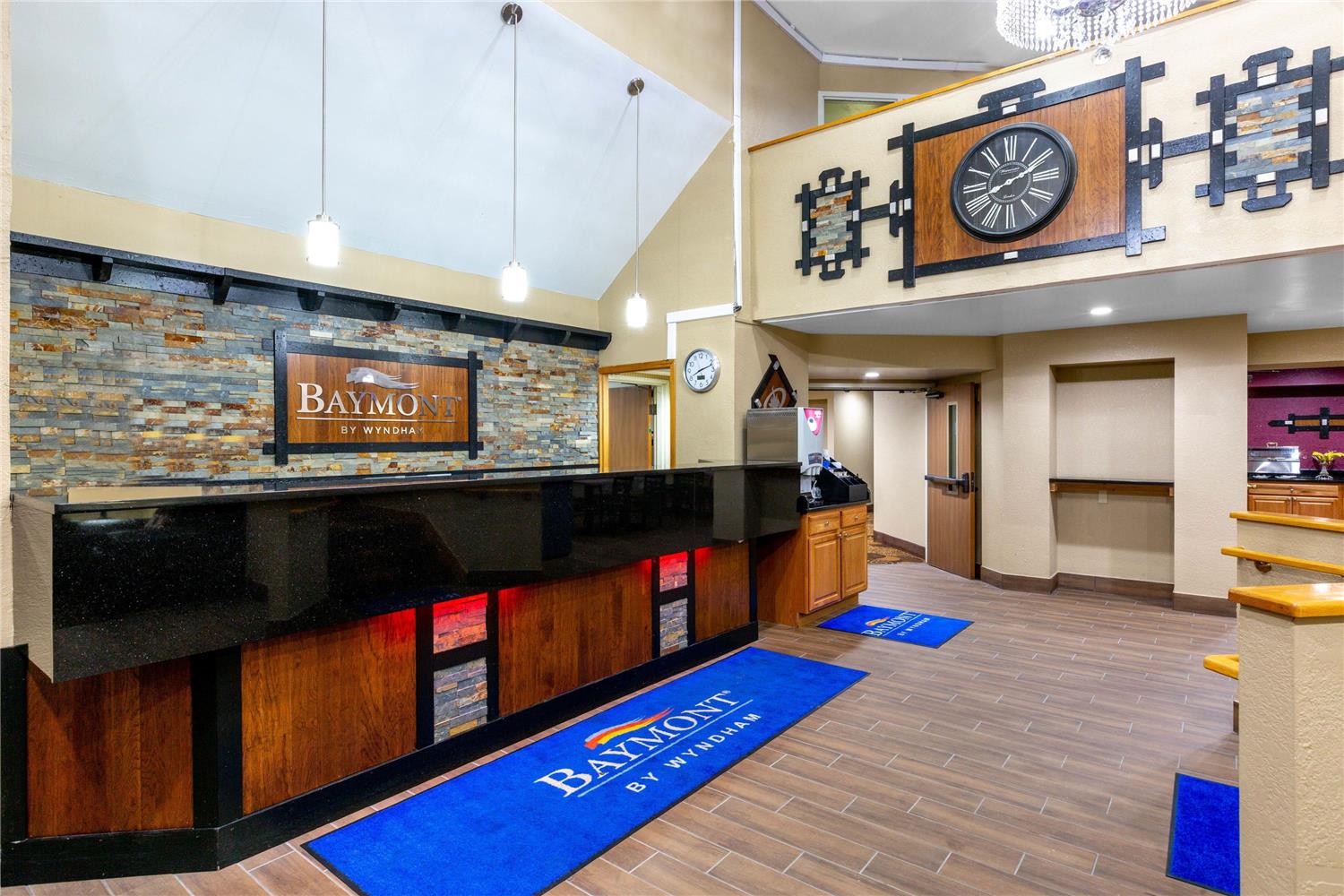 Baymont Inn and Suites by Wyndham Mukwonago 4/14