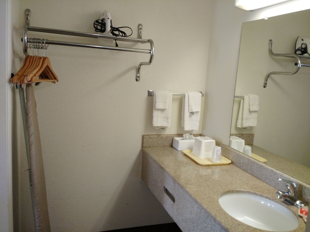 Econo Lodge Thomasville 29/64
