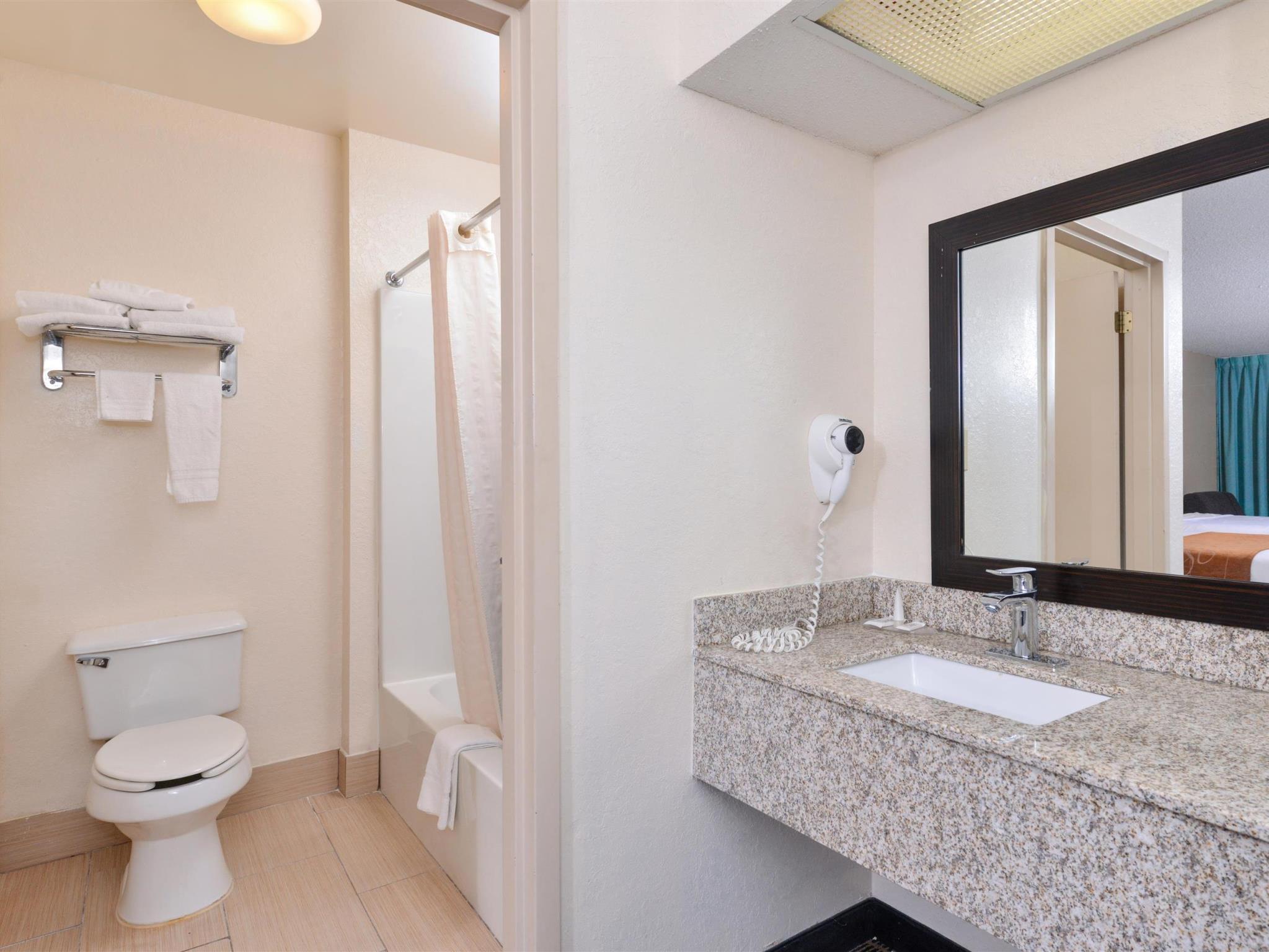 Baymont By Wyndham Acworth 7/9