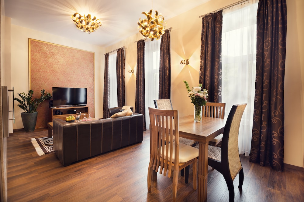 City Residence Apartment Hotel 37/50