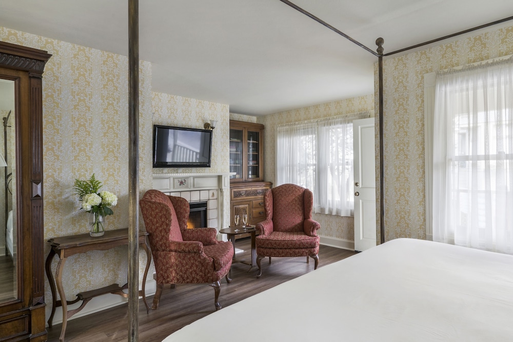 Gosby House Inn A Four Sisters Inn 37/57