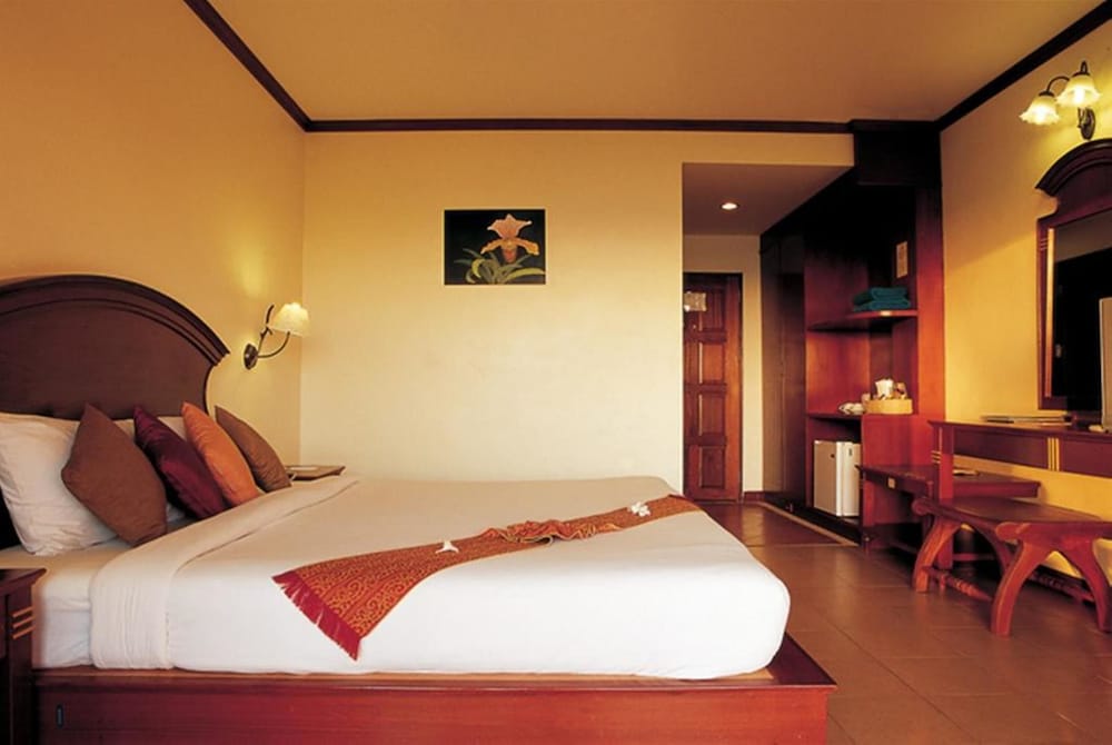 STANDARD, DOUBLE OR TWIN BED