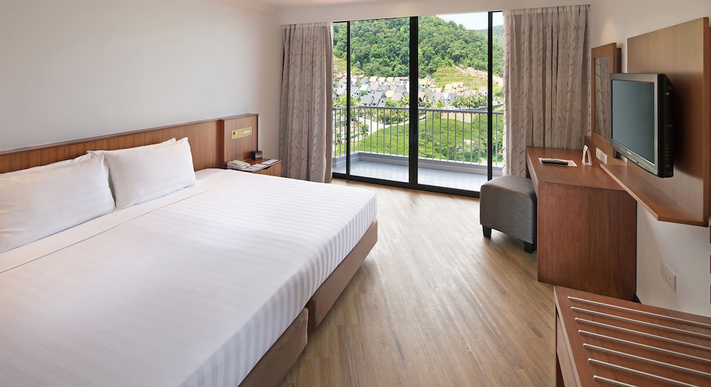 FAMILY SUITE, SIDE SEA VIEW