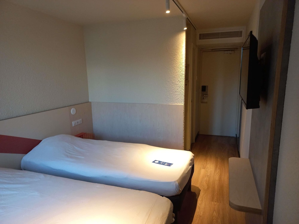 IBIS BUDGET ANTONY MASSY 25/70