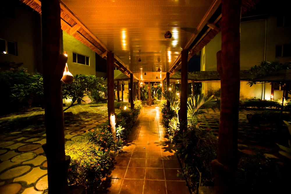 Hotel Bon Voyage 72/74