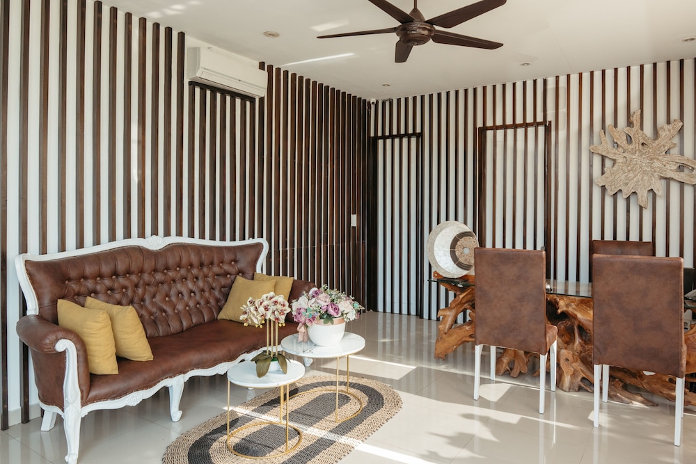 Anari Villas Kuta 48/65
