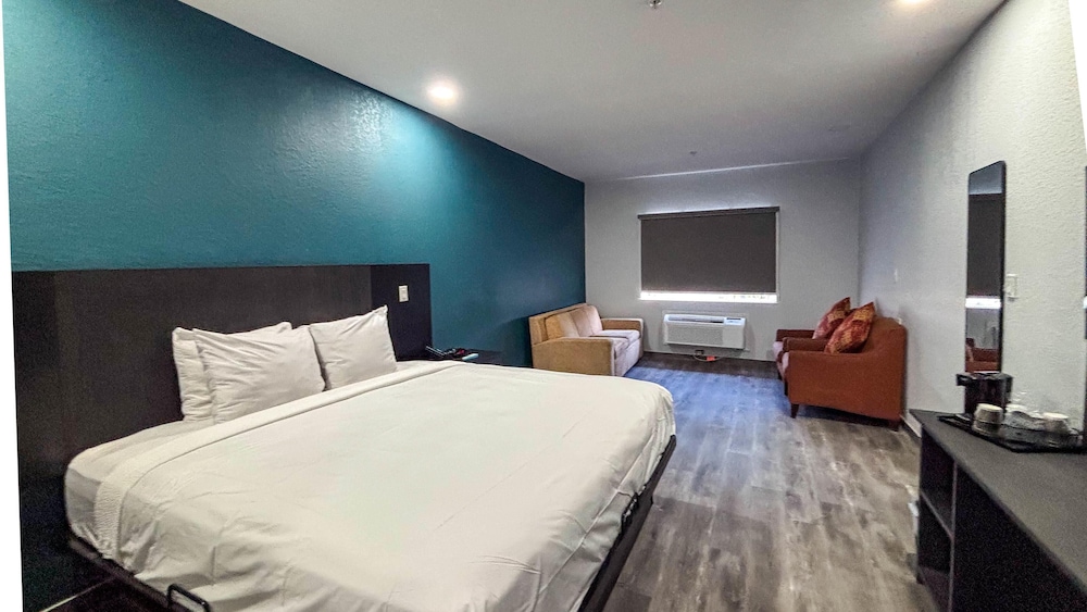 Studio6 Houston, TX - Westchase 16/56
