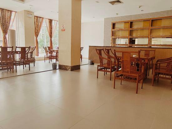 Zhongjing Hotel 42/46