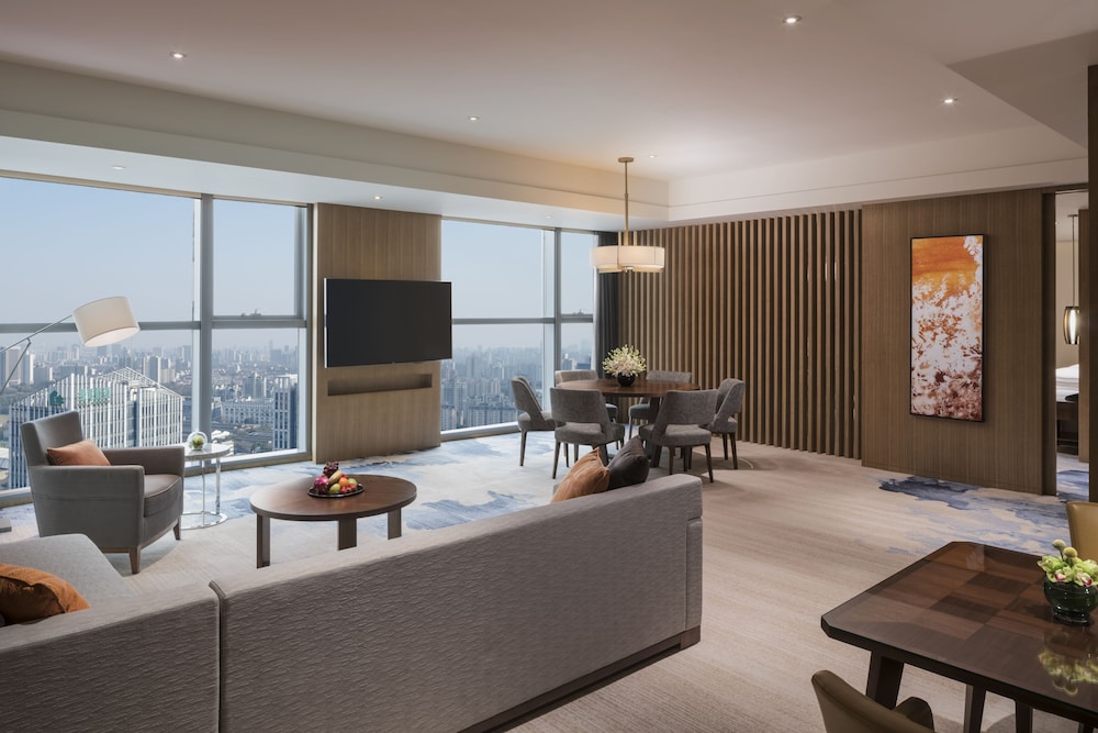 HYATT REGENCY SHANGHAI WUJIAOCHANG 46/75