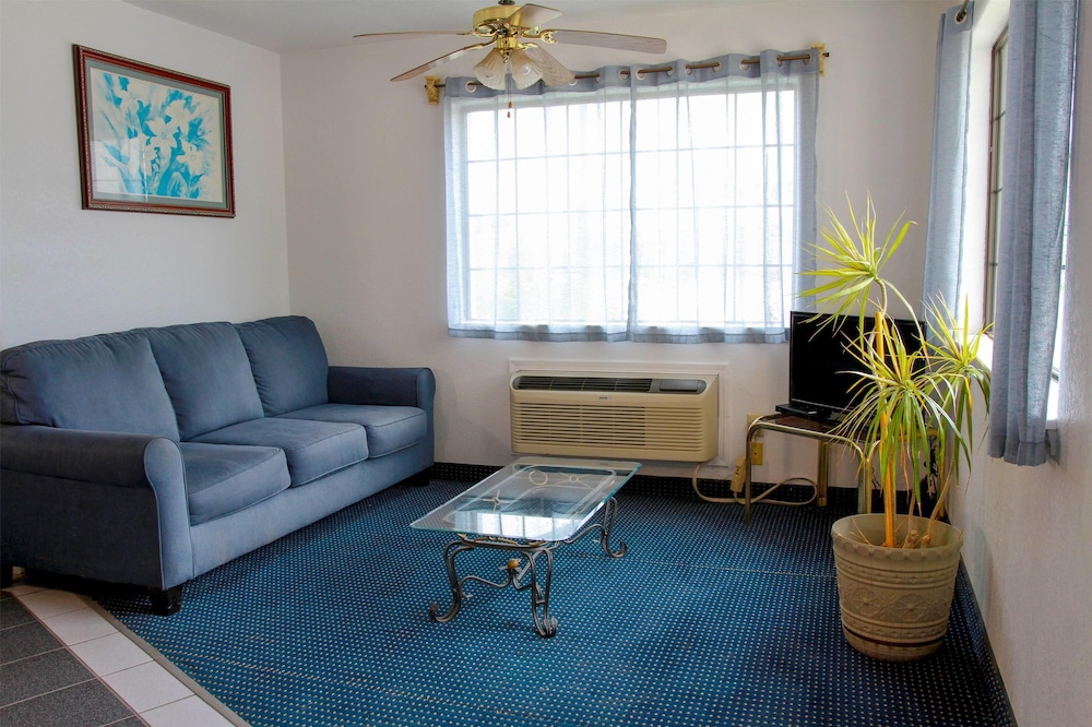 Travelodge by Wyndham Guymon 13/22