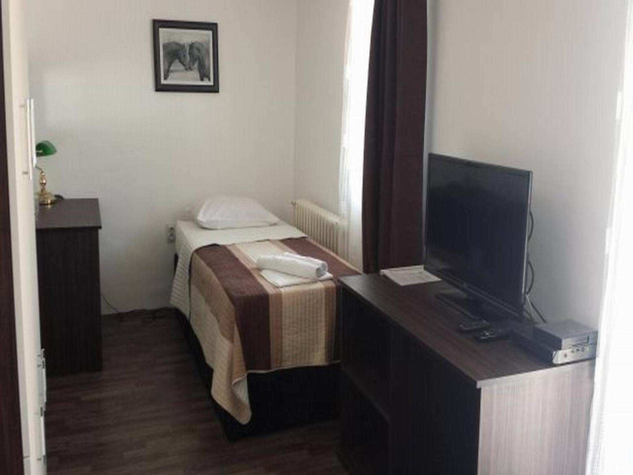 Gros Hotel 39/50