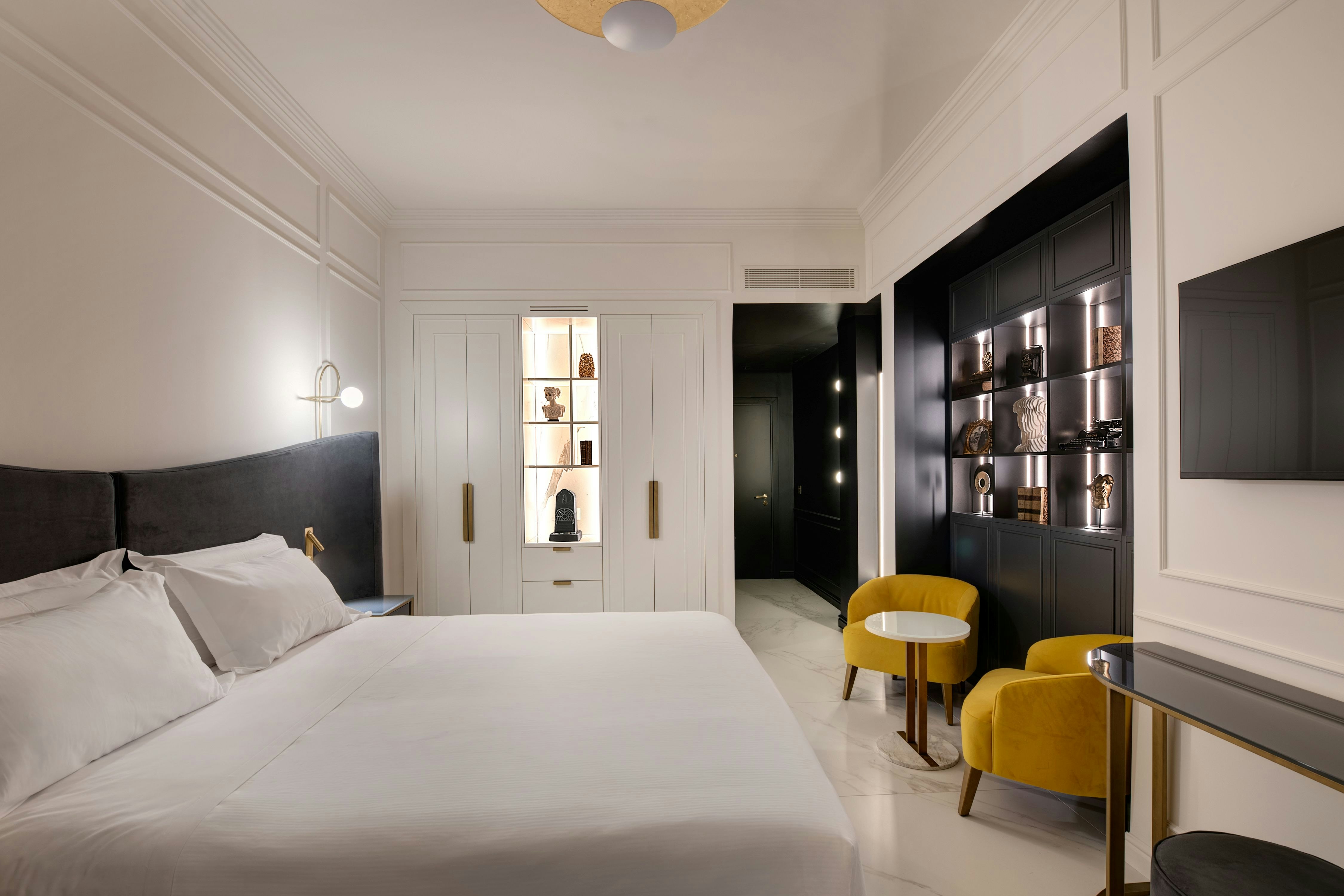 Majestic Palace Sorrento, Curio Collection by Hilton 10/56