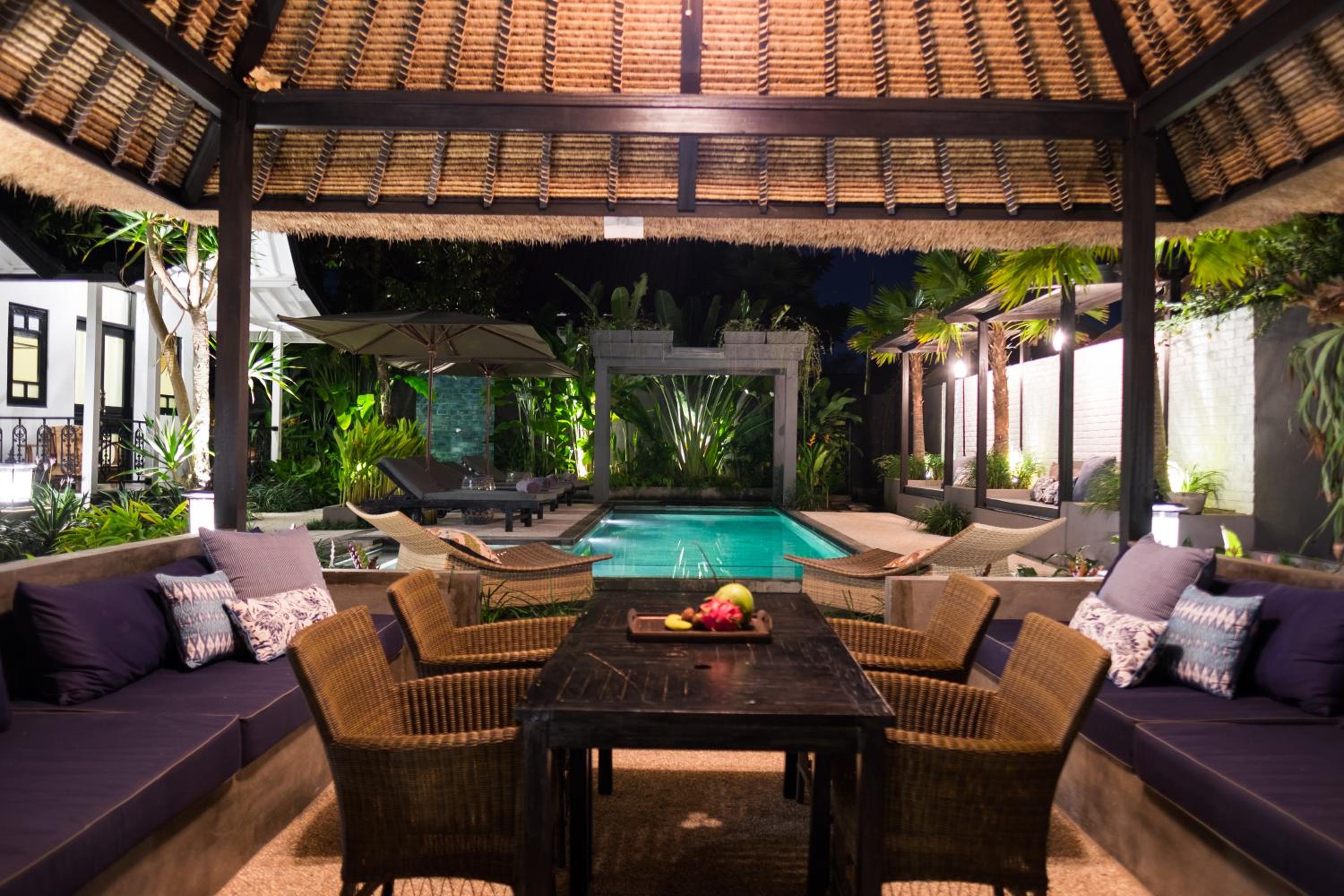 11 On Kajeng - Adults Only 40/61