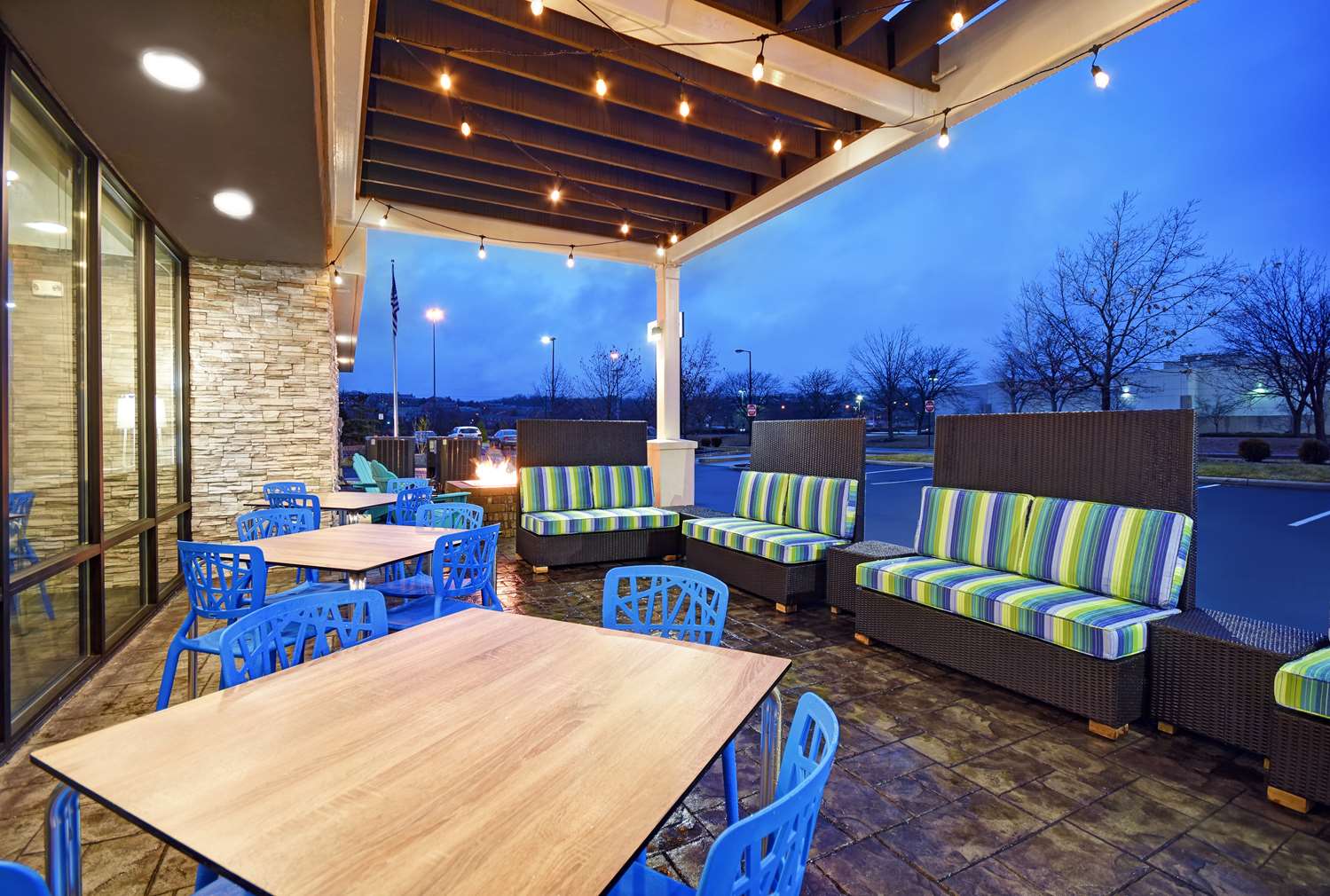 Home2 Suites by Hilton Springdale Cincinnati 27/35