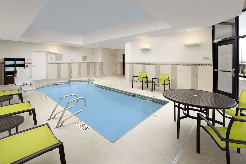 SPRINGHILL SUITES ALBUQUERQUE NORTH/JOURNAL CENTER 28/28
