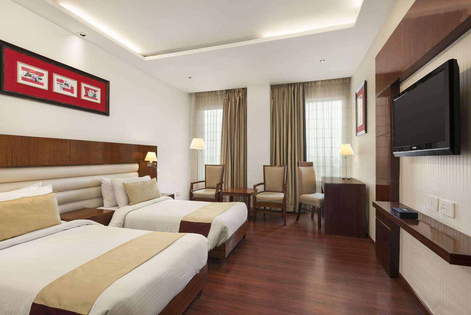 Days Hotel by Wyndham Panipat 2/12