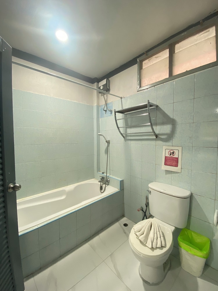 Chaweng Noi Resort 66/69
