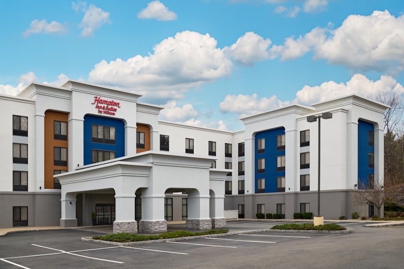 Hampton Inn & Suites Parsippany/North 55/55