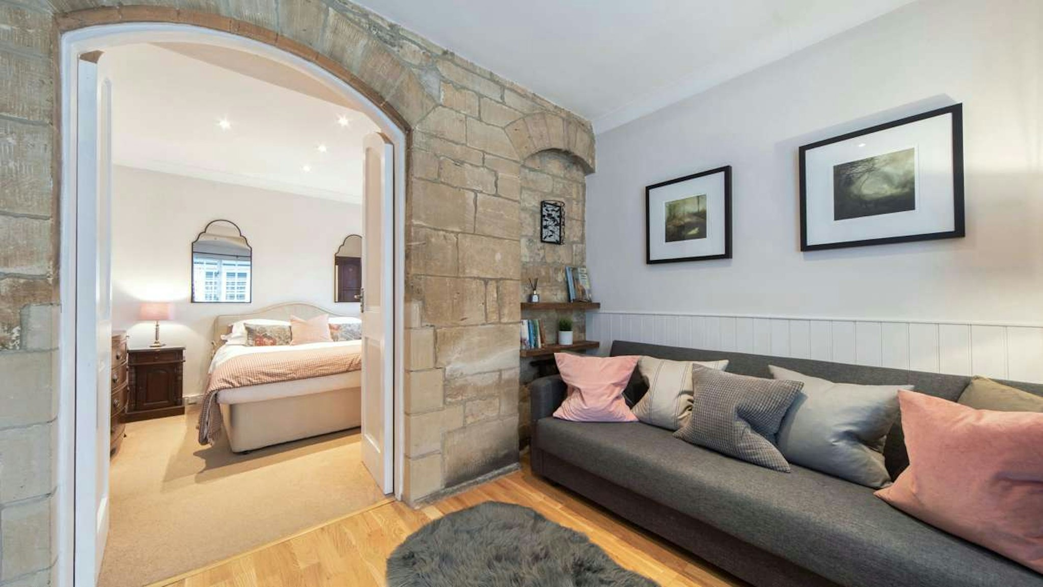 Burleigh Court Cotswolds 35/61