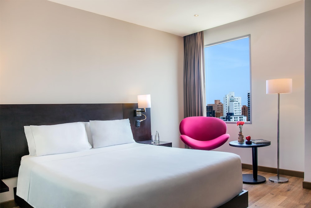 NH Collection Barranquilla Smartsuites Royal 12/50