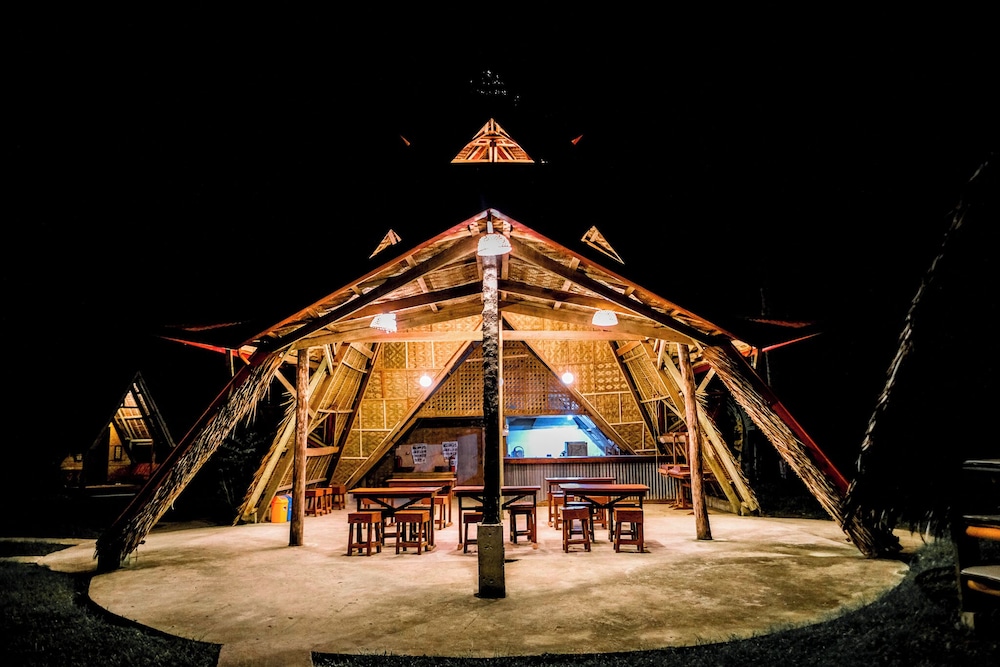 Nipa Hut Village 6/33