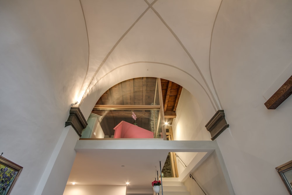 D Epoca Borgo Albizi Residence 8/30