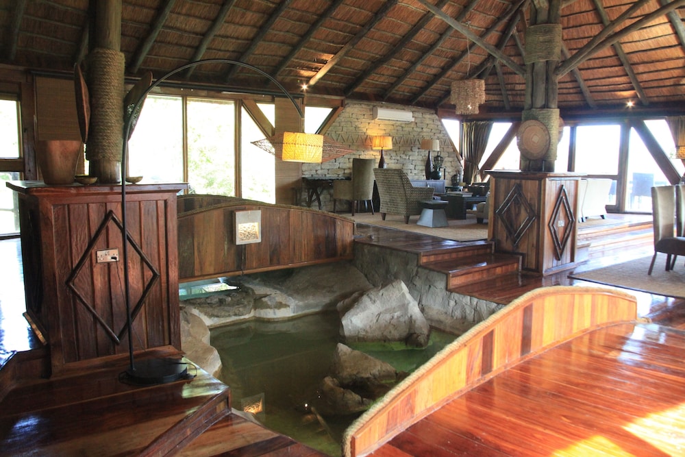 Serena Mivumo River Lodge 6/30