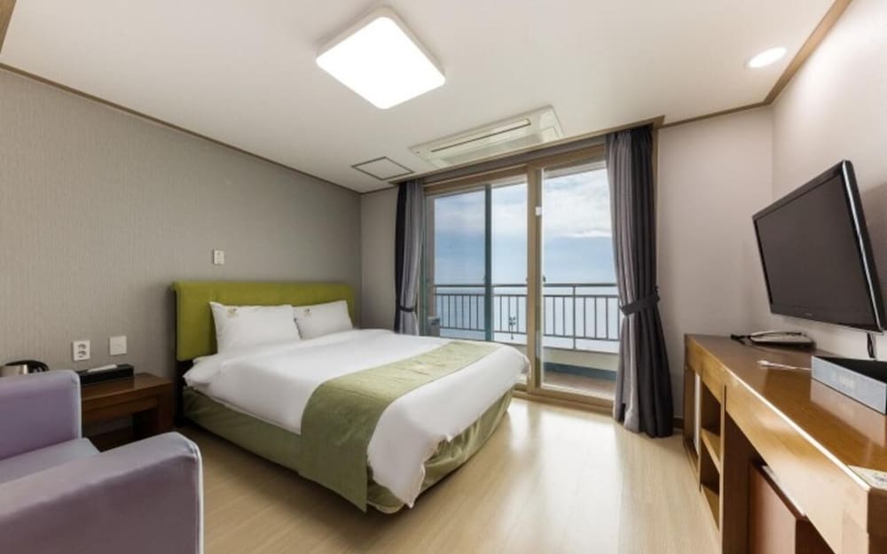 Mud Beach Hotel 20/57