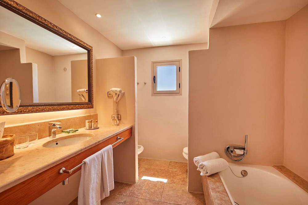 Pula Suites Boutique Resort 93/97