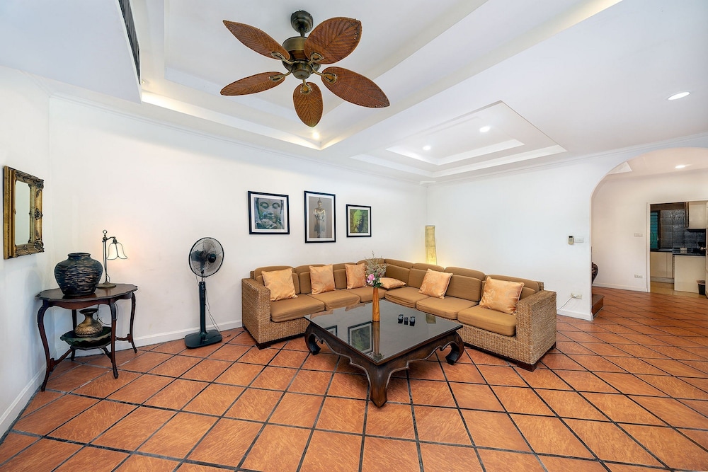 Chaweng Lakeview Residence 52/77