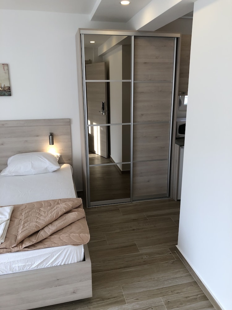 Almare Apartments Budva 15/50