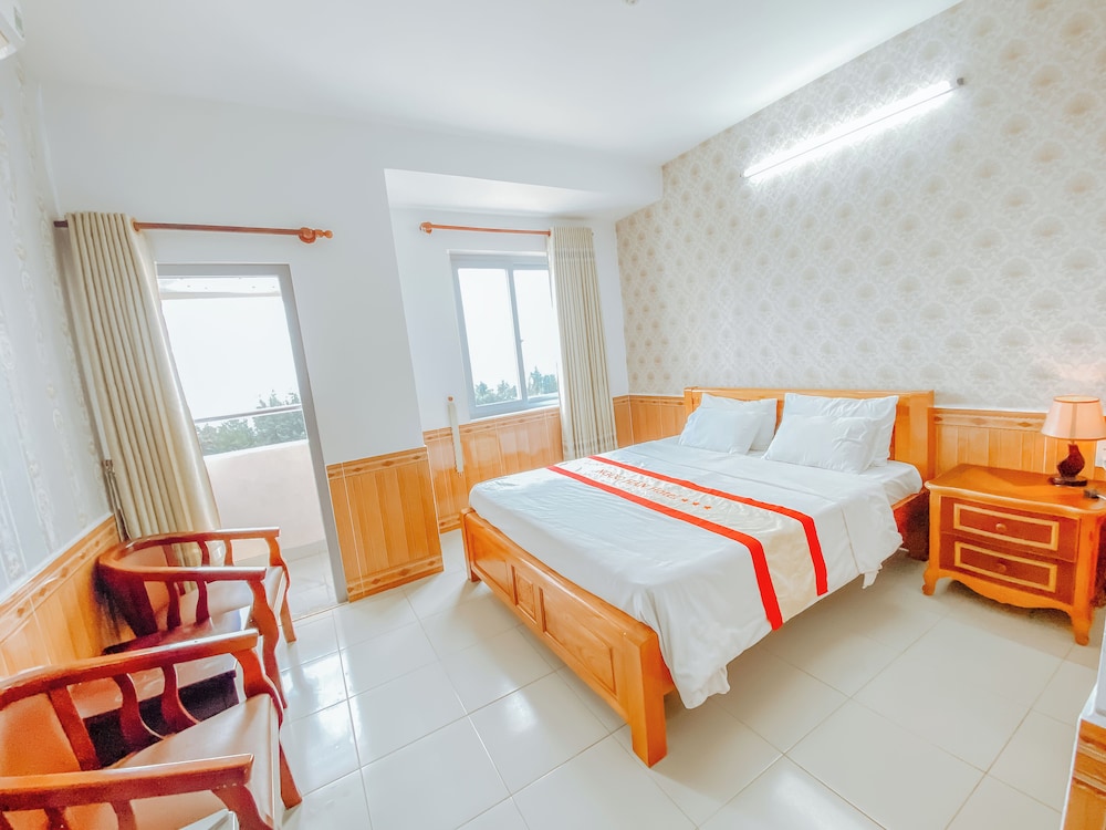 Ngoc Han Hotel 9/67