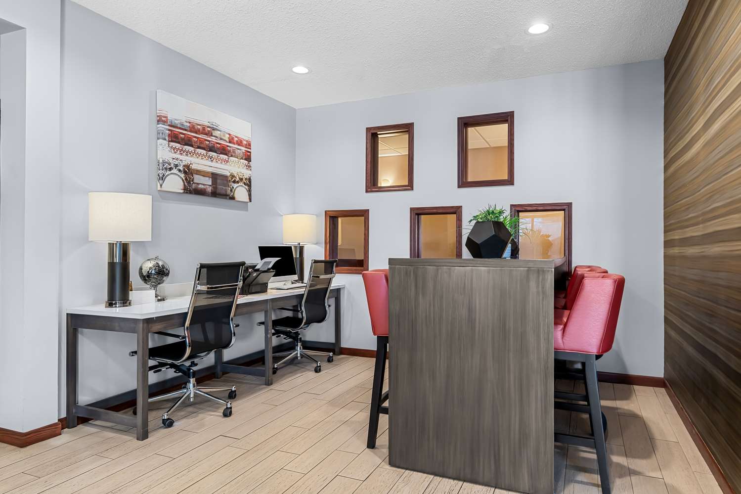 Best Western University Inn 36/39