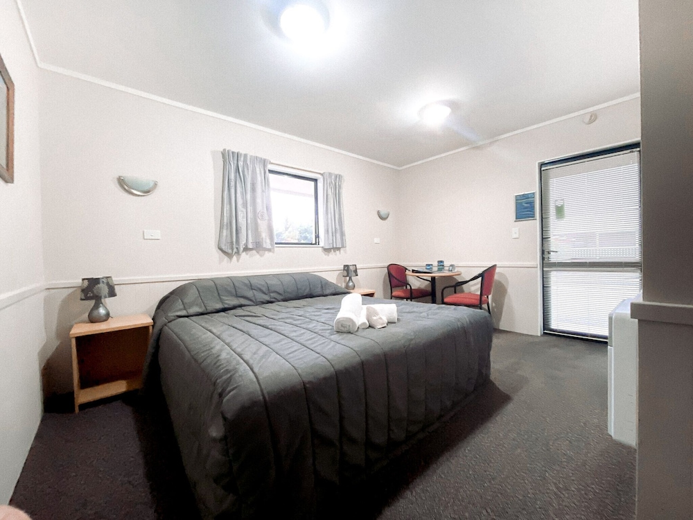 Franz Josef Top 10 Holiday Park 31/75