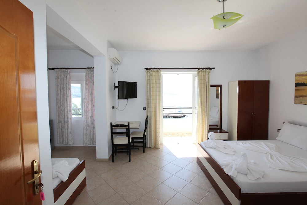Hotel Real 19/57