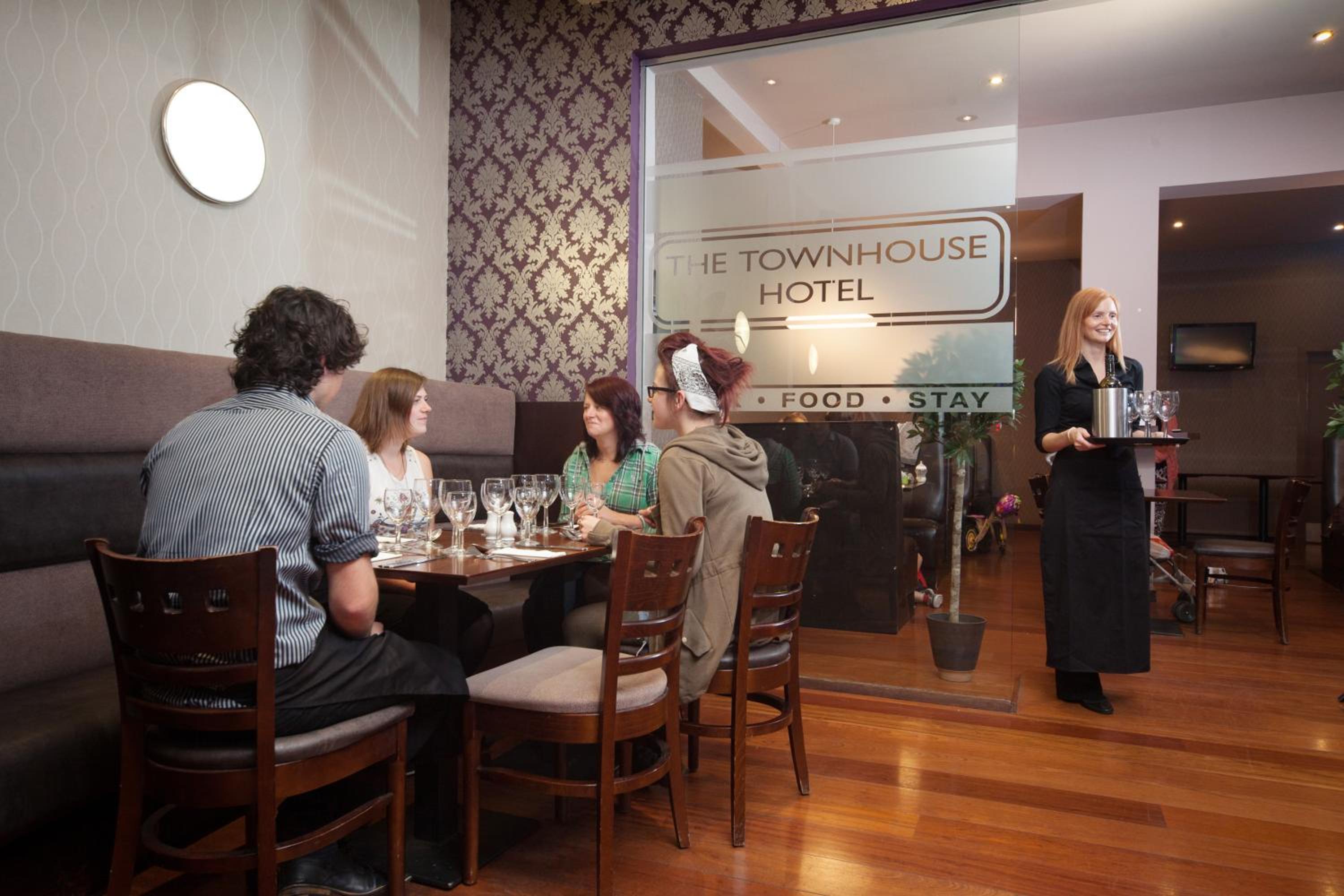 The Townhouse Hotel 52/57