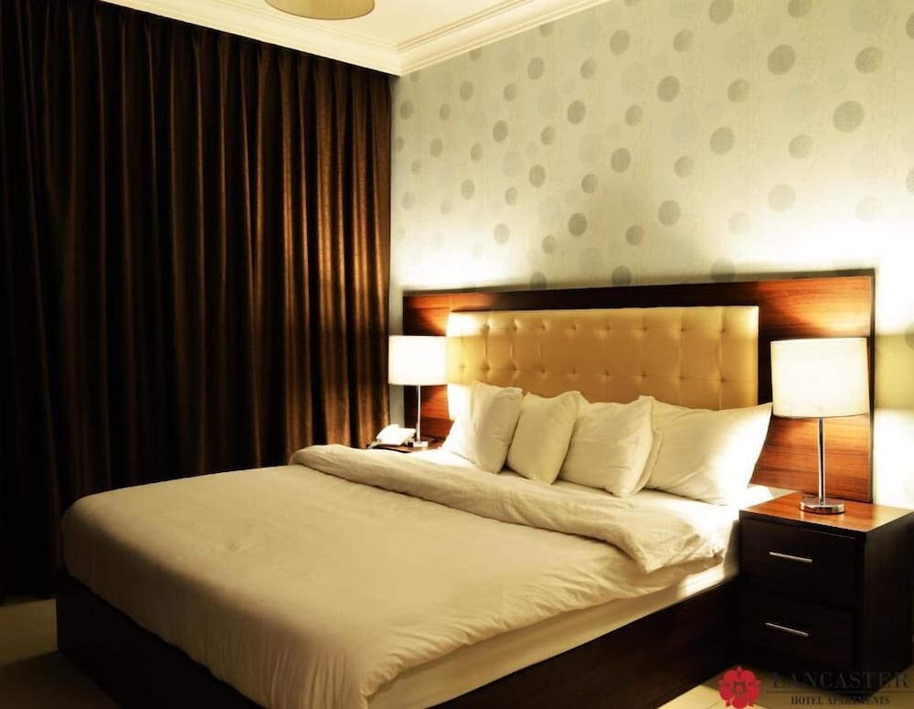 Lancaster Hotel Apartments-Gardens 10/47