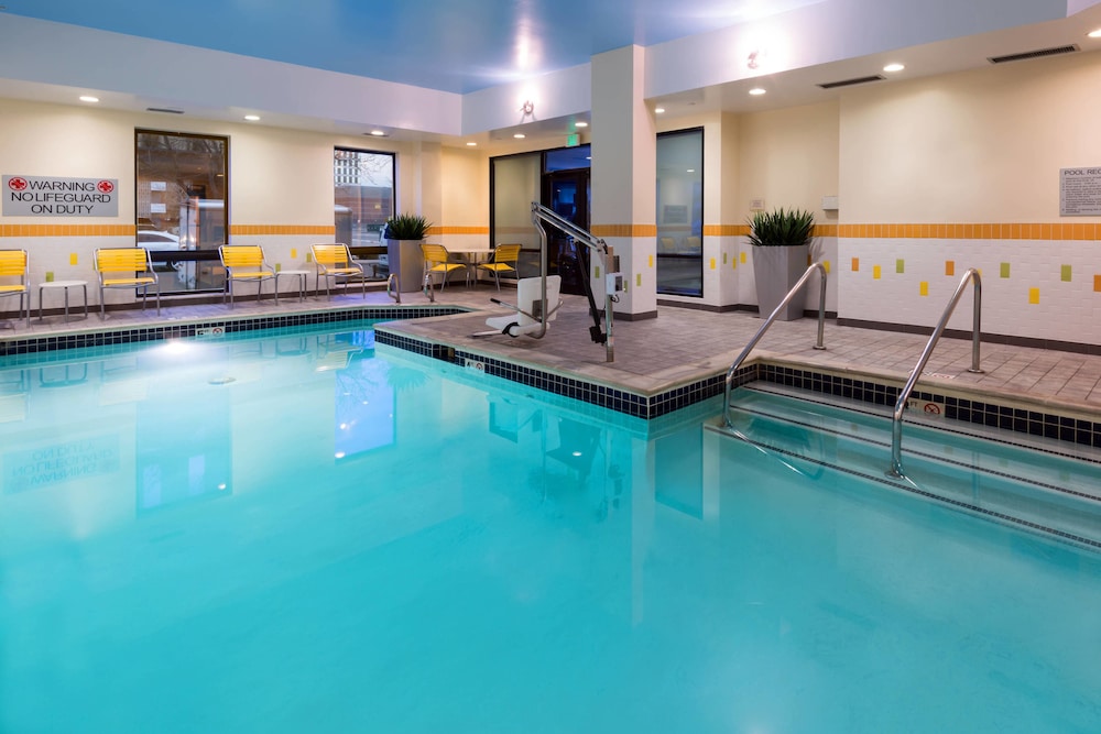Fairfield Inn & Suites Denver Cherry Creek 8/16