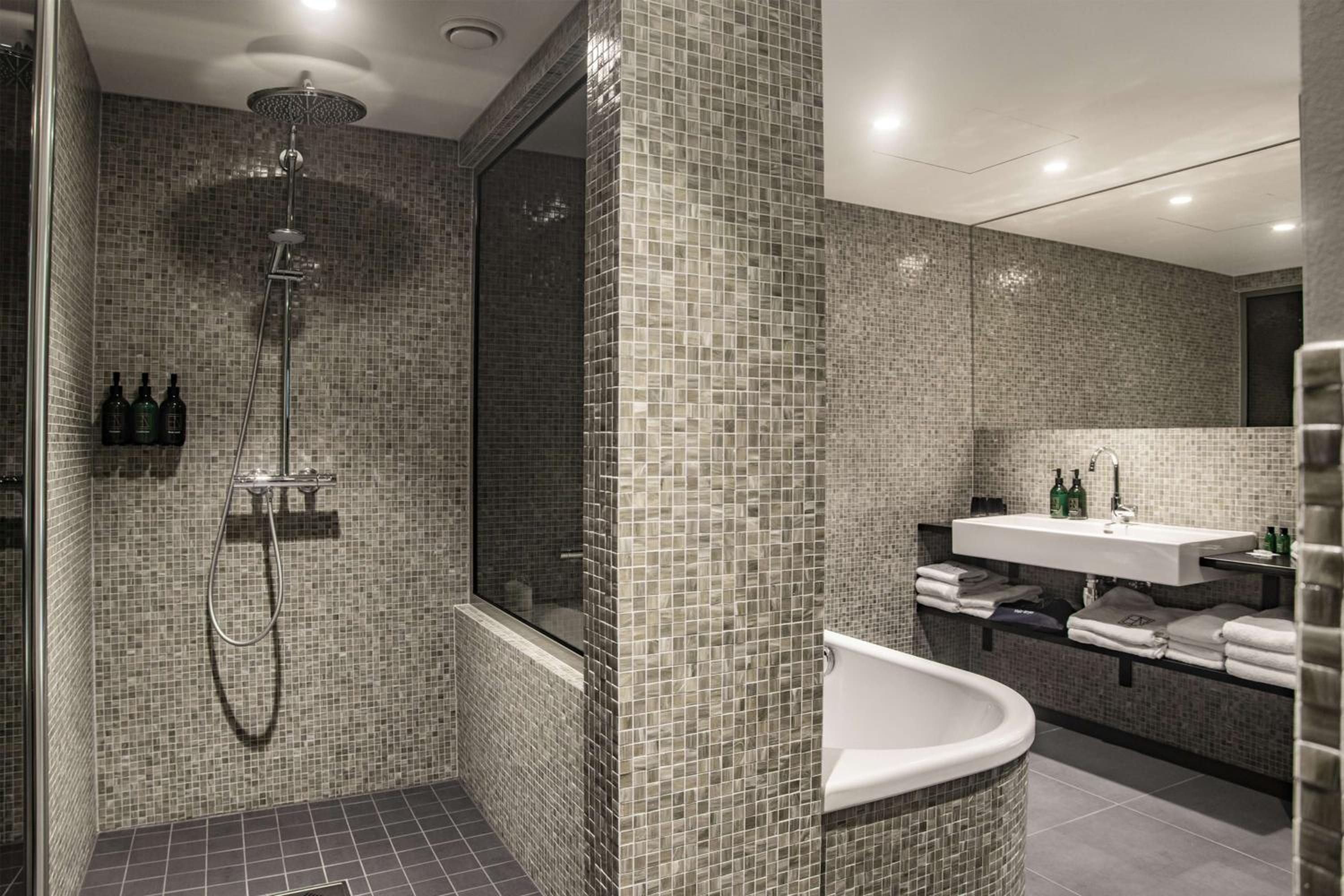 Dolk, Suite, Lake View, Balcony، Hotel Norge By Scandic 5/6