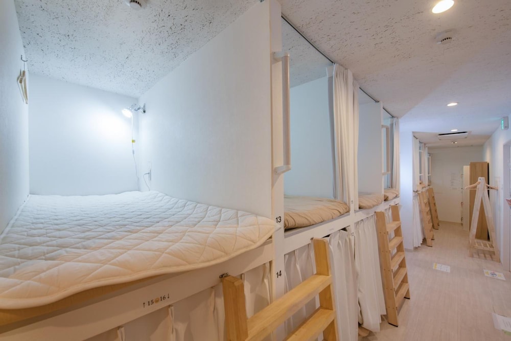 Bnb+ Costelun Akiba - Hostel Caters To Adult Female Only 34/50