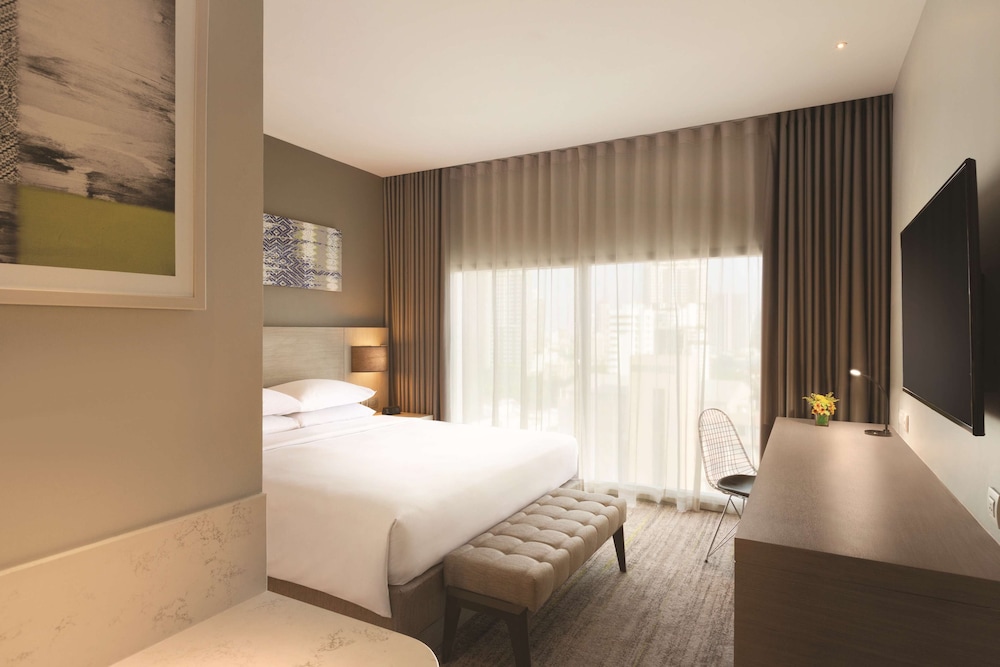HYATT PLACE BANGKOK SUKHUMVIT 7/69