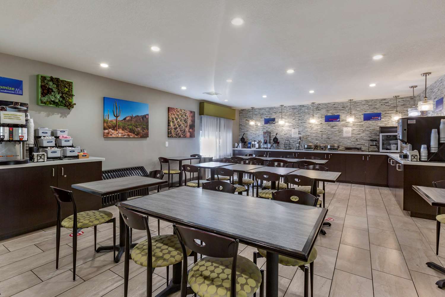 Best Western North Phoenix Hotel 59/76