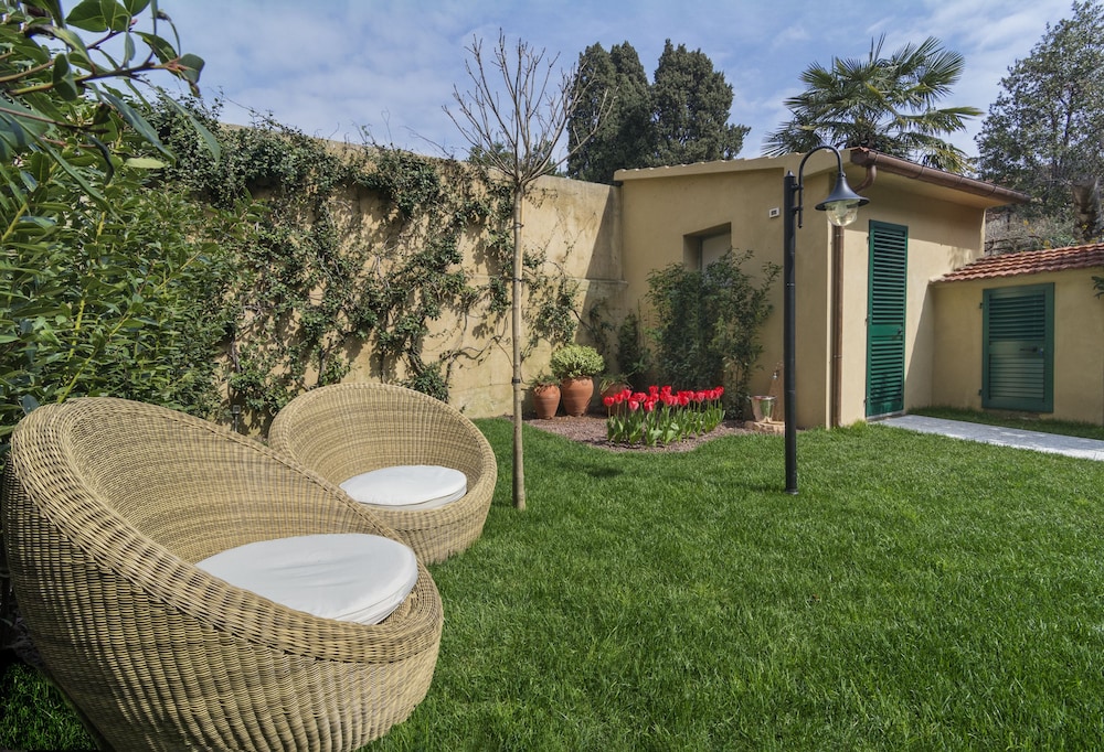 Palazzo Cini Luxury Rooms In Pisa 43/50