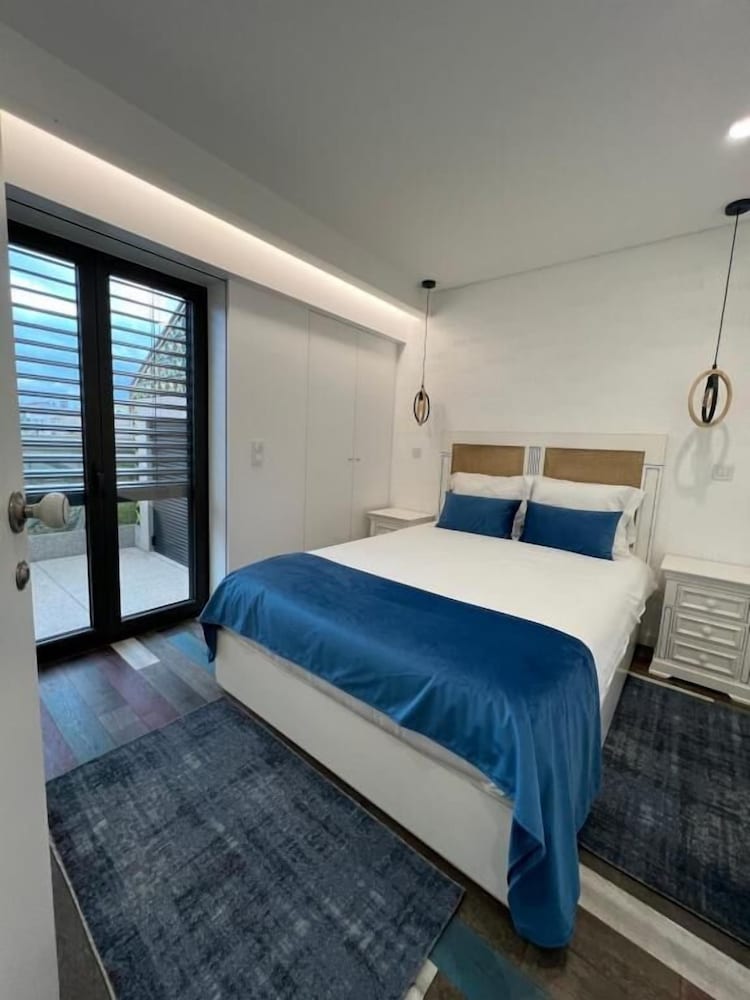 Metier Boutique Hotel 21/76